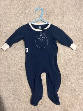 Nested bean footed suit